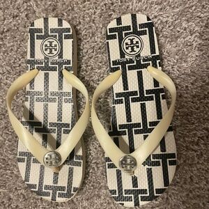 Tory Burch flip flop